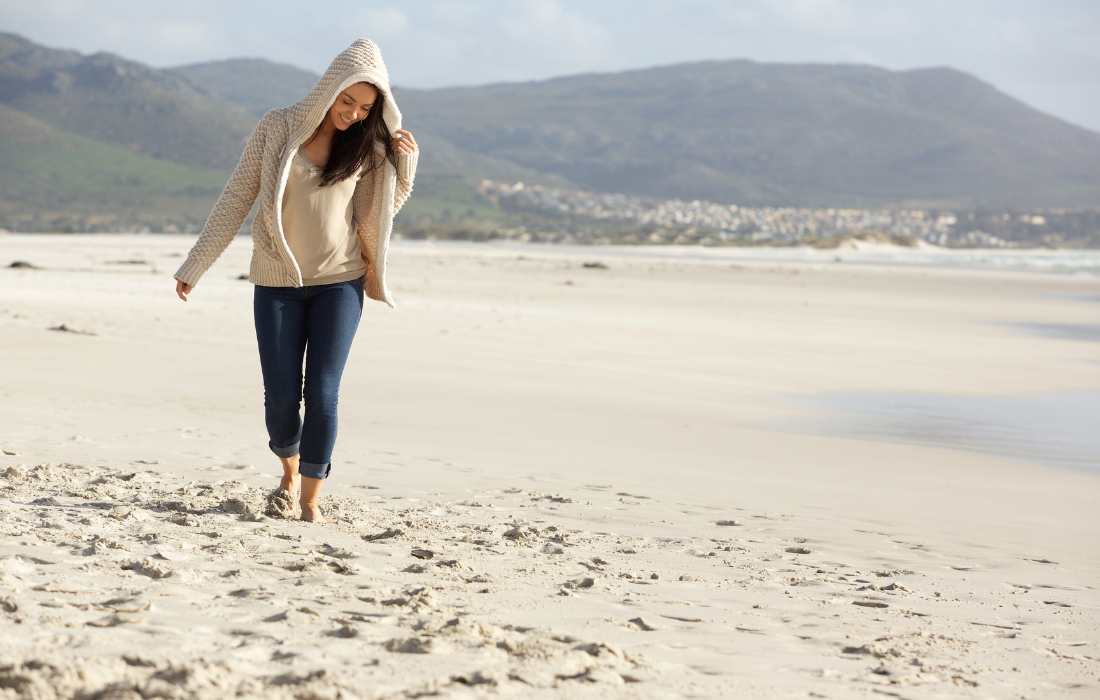 Walking helps clear the fog after binge eating, as it allows the body to move and feel lighter.